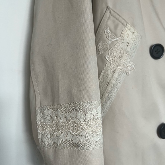 Authentic Coach Trench Coat - Picture 6 of 8